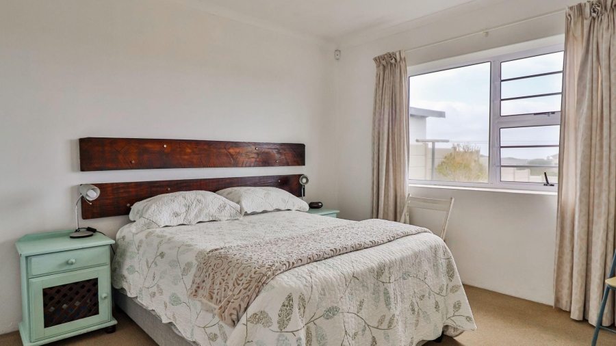 4 Bedroom Property for Sale in Kleinbaai Western Cape